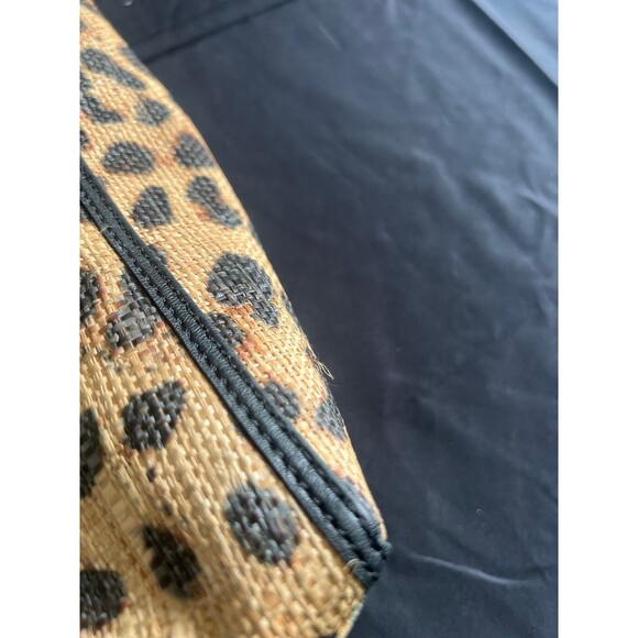 Cute, leopard print purse *see all pics for flaws - Picture 4 of 8